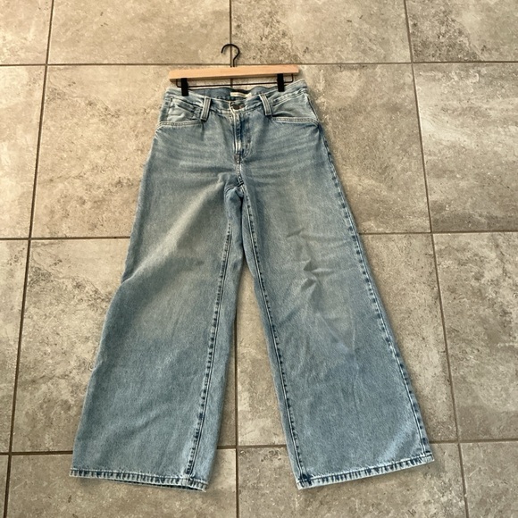 Levi’s Women’s’94 baggy wide leg relaxed fit denim jeans - Picture 3 of 5